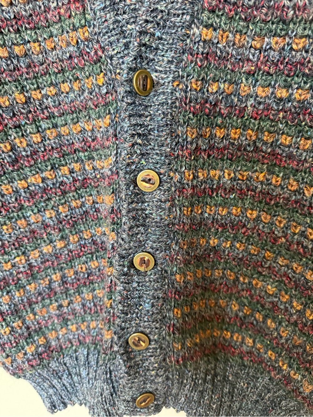 Vintage High Quality Authentic Irish Men’s Knitted Button-Up Vest - Picture 2 of 7